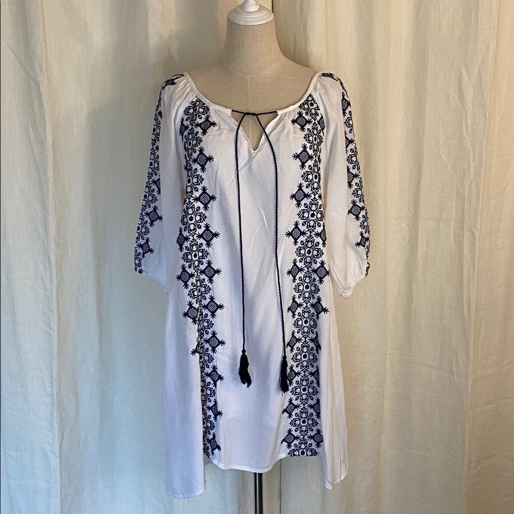 CC Chic Connection Dress - Picture 1 of 8